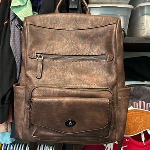 Gluci Backpack Purse